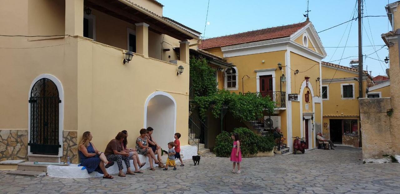La Casa Del Barbiere Argyrades